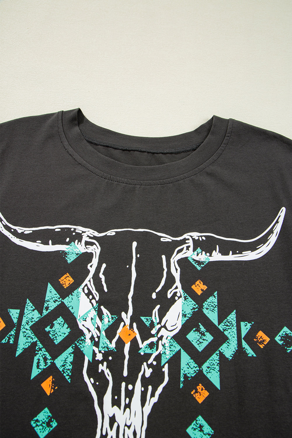 Vintage Western Bull Head Skull Turquoise Aztec Carbon Grey Graphic T Shirt
