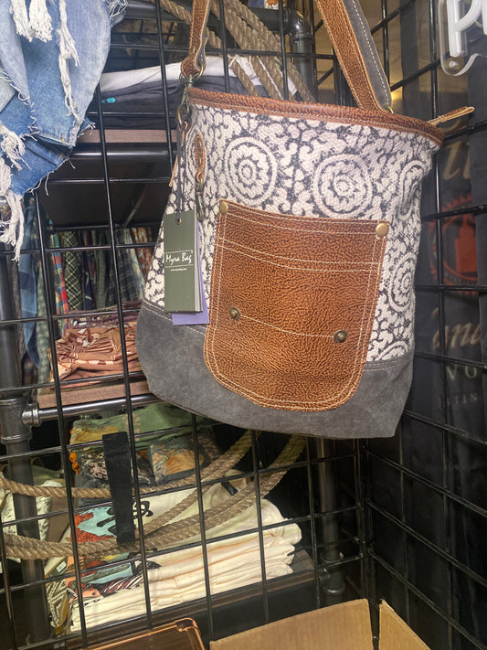 Pivot Print Myra Bag